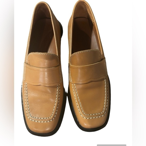 Tod’s leather penny loafers women’s size 5/35. Tan. Rare, in excellent condition - Picture 6 of 10